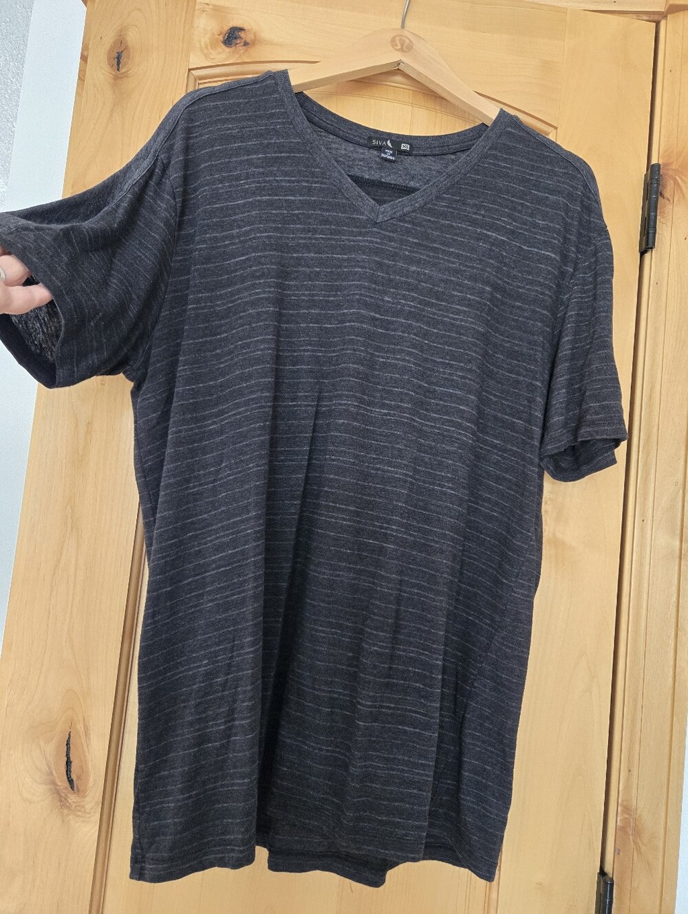 Siva Men's XL Charcoal Striped V-Neck Shirt